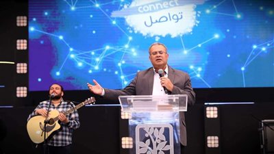 أندريه زكي: الكنيسة هي هوية المؤمن