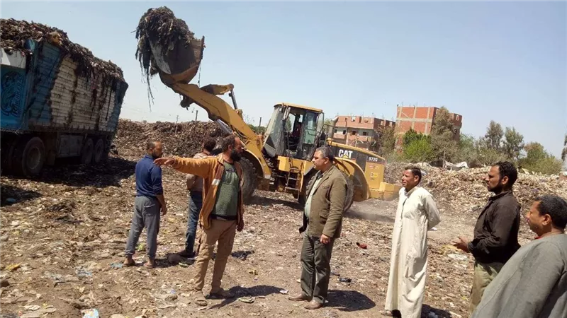 رئيس مدينة أشمون: رفع ما يقرب من 7 آلاف طن تراكمات من وحدة المناولة