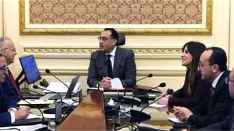 رئيس الوزراء يبحث مع وزير الري عدد من ملفات الوزارة