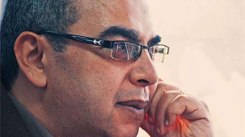 في ذكرى وفاته.. أحمد خالد توفيق العراب الذي رفض لقبه
