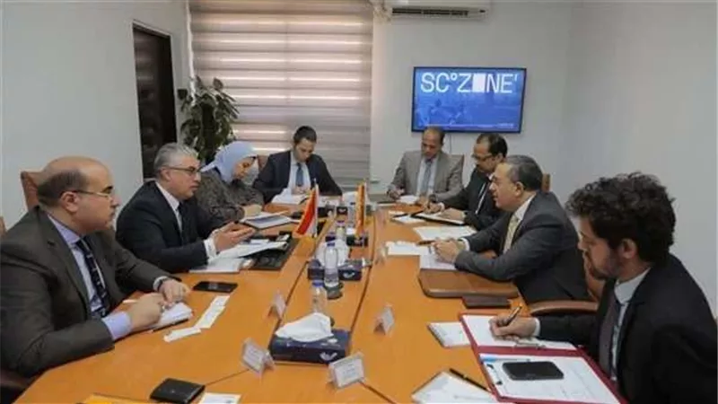 وزير الكهرباء يتابع تطور الأعمال بمركز تحكم العاصمة الإدارية الجديدة