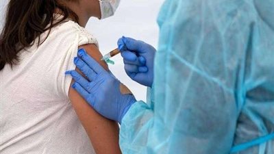 بريطانيا توافق على استخدام لقاح أكسفورد خلال أيام