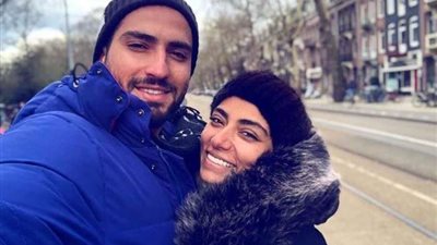 سارة الطباخ تتهم محمد الشرنوبي بالسرقة.. والفنان يرد