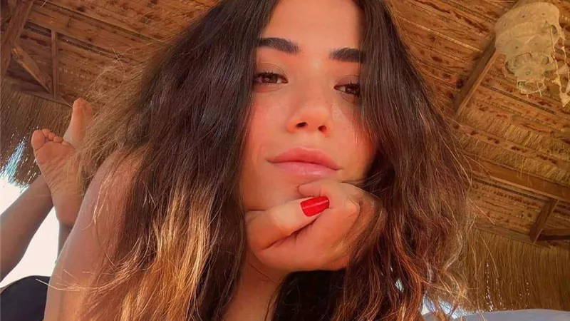 آية سليم تخطف أنظار المتابعين بلوك رياضي 