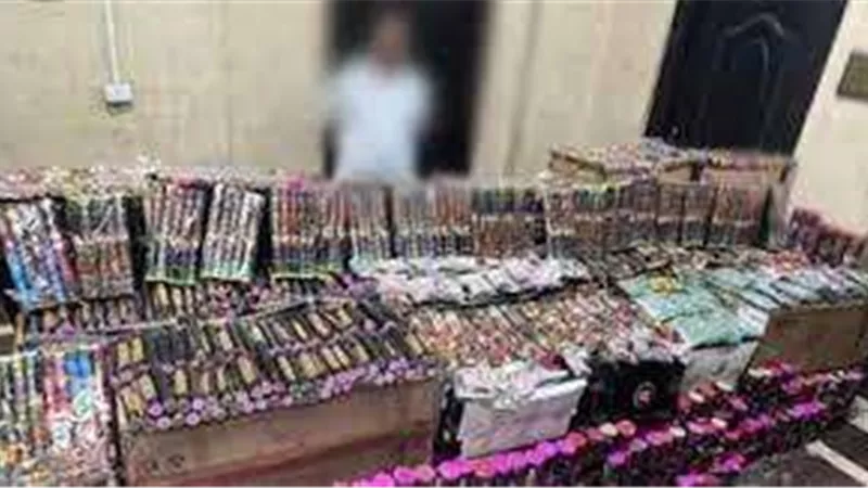 ضبط 3 آلاف قطعة ألعاب نارية بحوزة شخص بالإسكندرية