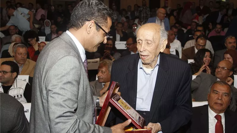 نقابة الصحفيين تكرم مؤسس وكالة أنباء الشرق الأوسط