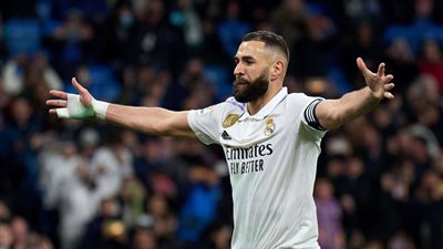 عاجل.. بنزيما يسجل الهدف الثاني لريال مدريد في كلاسيكو الأرض