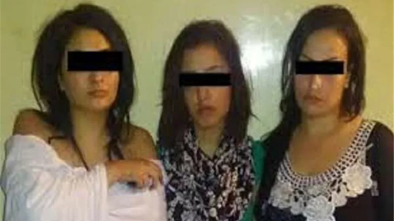يستقطب الزبائن على الإنترنت.. سقوط 