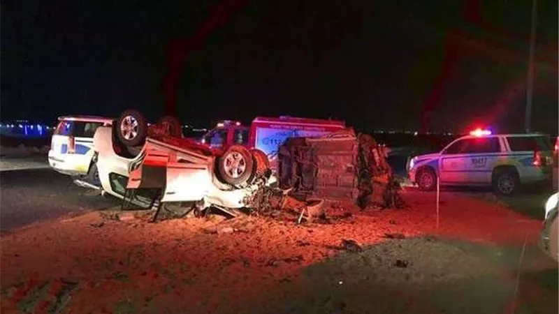 إصابة 10 عمال في حادث سير تصادم بطوخ
