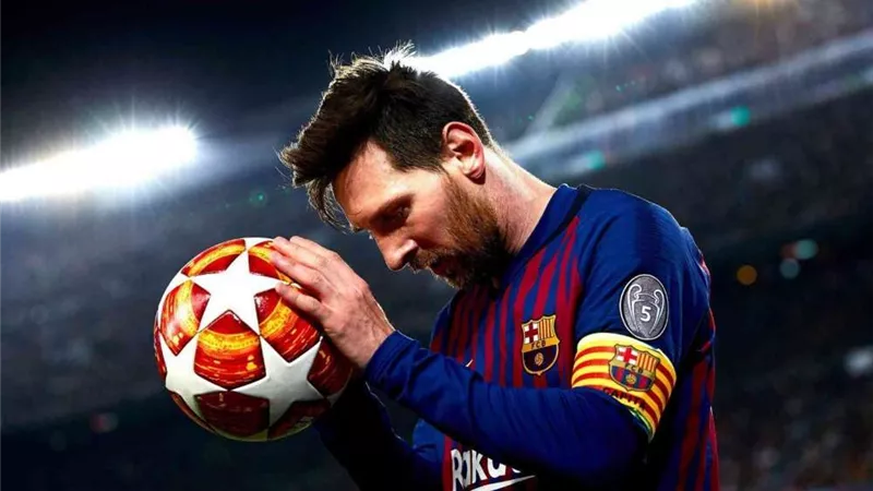 ميسي يغادر برشلونة ويطير إلى الأرجنتين