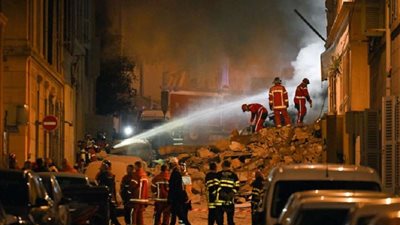 إجلاء 170 شخص بعد سقوط مبنى سكني في مرسيليا