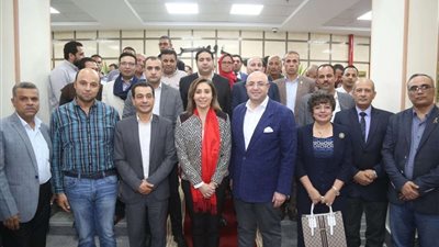 وزيرة الثقافة ومحافظ بني سويف يفتتحان 