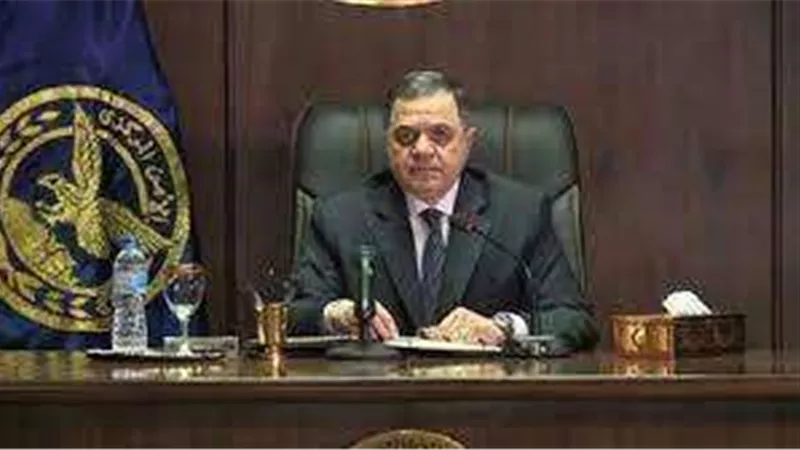 وزير الداخلية يأمر بإبعاد فرنسي خارج البلاد لأسباب تتعلق بالصالح العام