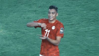 سانت إتيان الفرنسي يرفع عرضه لضم مصطفى محمد