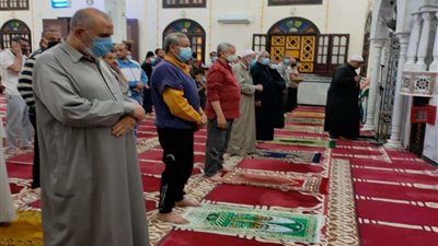 ما هي صلاة التهجد وكم عدد ركعاتها؟