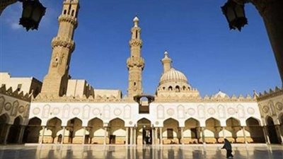ملتقى الجامع الأزهر يوضح أهمية حفظ القرآن وتلاوته في وعي الشباب