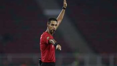 أمين عمر حكمًا لمباراة شبيبة القبائل والترجى بأفريقيا