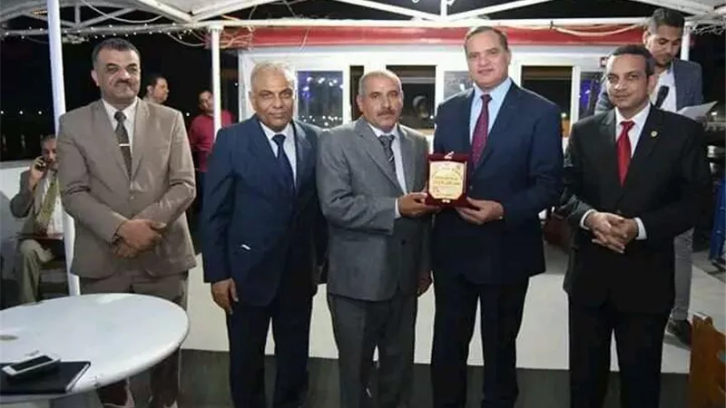 باﻷمواج البحرية ننقذ البشرية من التغيرات المناخية.. مبتكر مصري يتوصل لاختراع عالمي