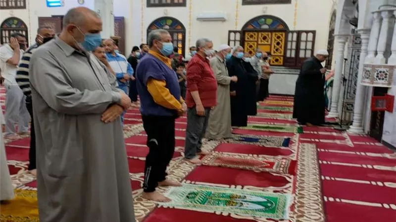 ما هي صلاة التهجد وكم عدد ركعاتها؟