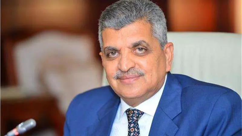 ربيع: بحلول عام 2024 سيدخل 20 قاطرة جديدة بقناة السويس