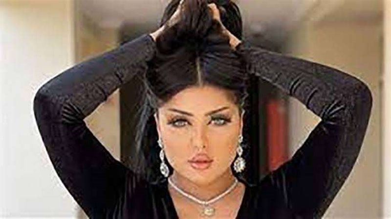 فتاه التيك توك