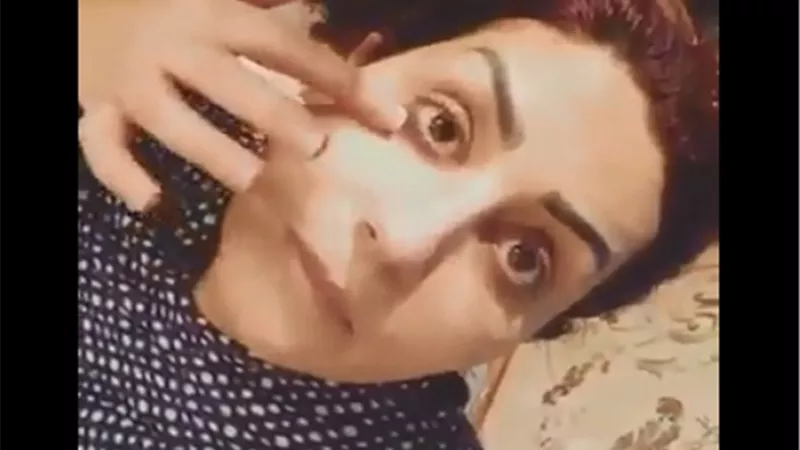 وفاء عامر تحذر من النصب باسمها في أحد منتجات التجميل (فيديو)