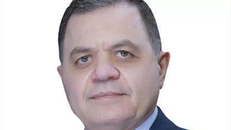 وزير الداخلية يهنئ البابا تواضروس والكنائس بعيد القيامة المجيد