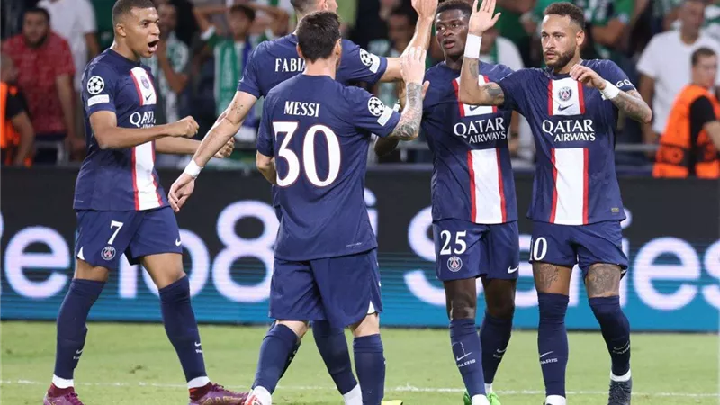 قائمة باريس سان جيرمان أمام لانس في الدوري الفرنسي