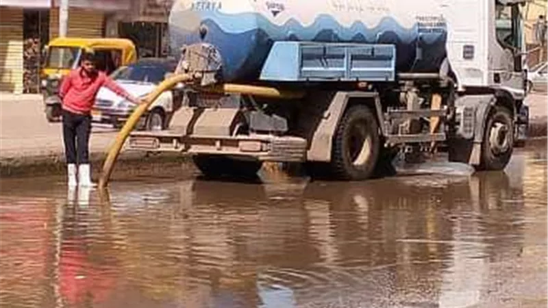 محافظ الشرقية يوجه بسرعة إصلاح انفجار خط مياه شرب بالزقازيق