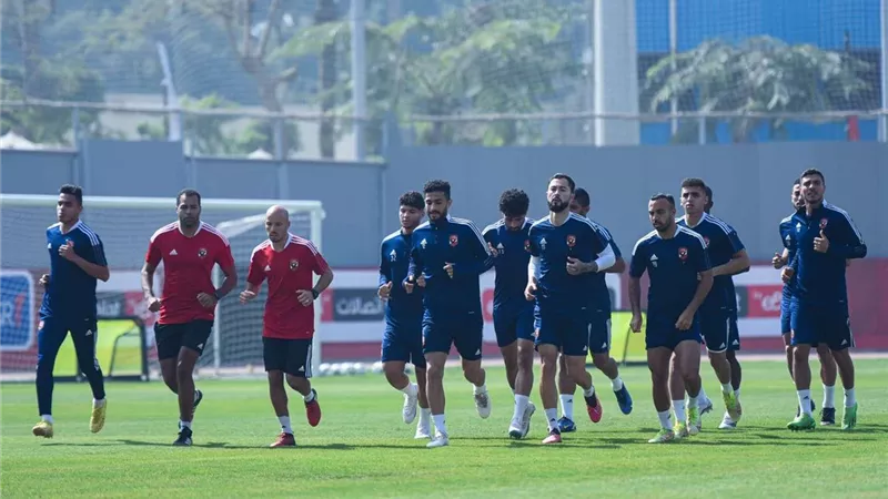 الأهلي يواصل استعداداته لمواجهة سموحة في الدوري المصري