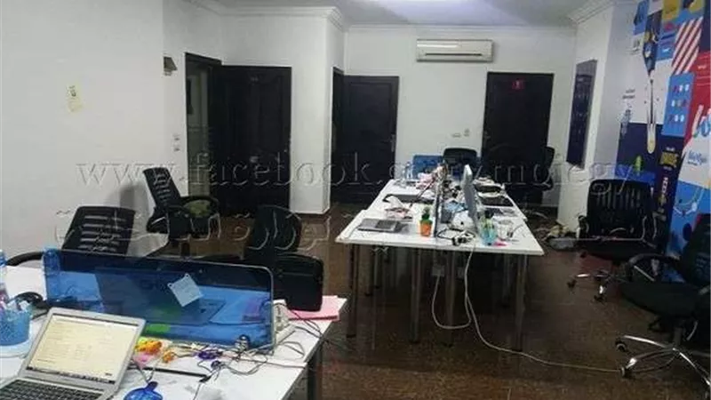 ضبط مالك شركة متخصصة في إعادة بث الفضائيات المشفرة دون تفويض