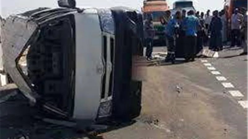إصابة 7 أشخاص في حادث انقلاب ميكروباص بالإسماعيلية