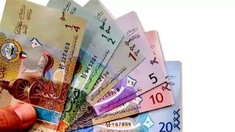 أسعار  الدينار الكويتي مقابل الجنيه المصري في البنوك