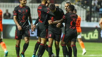 تشكيل الأهلي الرسمي لمواجهة سموحة في الدوري المصري