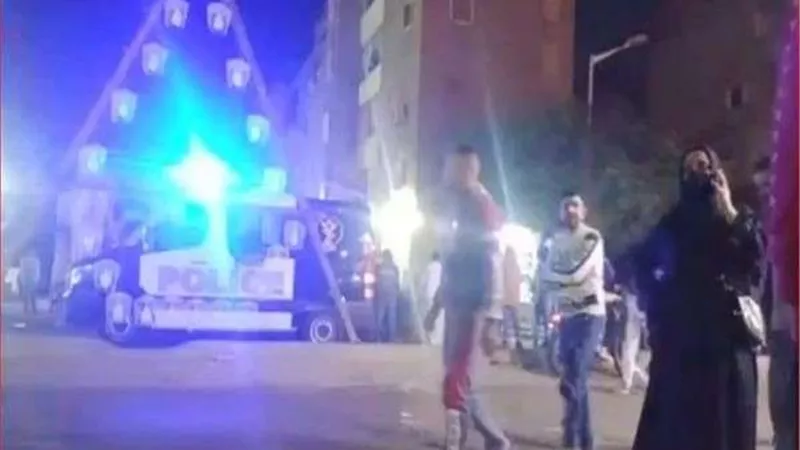 الأمن يفض عزاء والدة لاعب الزمالك حازم إمام.. صور