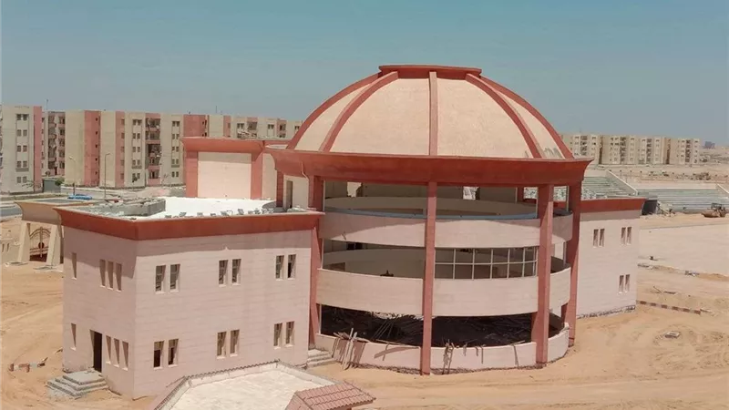 «الإسكان»: ارتفاع معدلات تنفيذ مشروعات الخدمات والطرق بالعاشر من رمضان