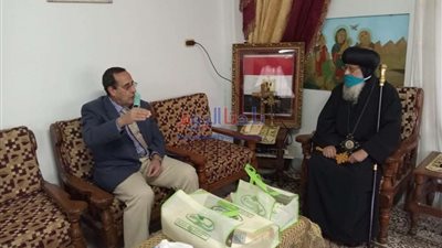محافظ شمال سيناء والقيادات الأمنية يهنئون المسيحيين بعيد الميلاد