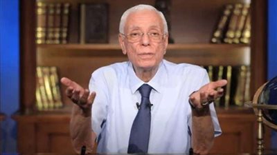 حسام موافي يحذر من كحك العيد لهذه الأسباب.. فيديو