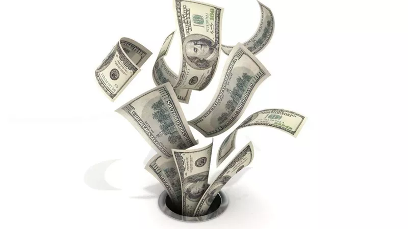 سعر الدولار اليوم الخميس قبل العيد