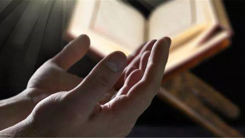 تعرف على دعاء ختم القرآن الكريم في نهاية رمضان