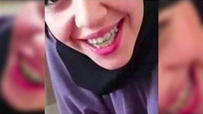 فيديو مخل لفتاة تمارس الرذيلة بـ