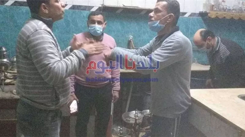 ضبط ٥٠ شيشة داخل مقاهي مخالفة في حوش عيسي
