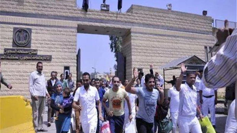 بالصور | الإفراج بالعفو عن 1920 محبوسا بمناسبة عيدي الفطر وتحرير سيناء