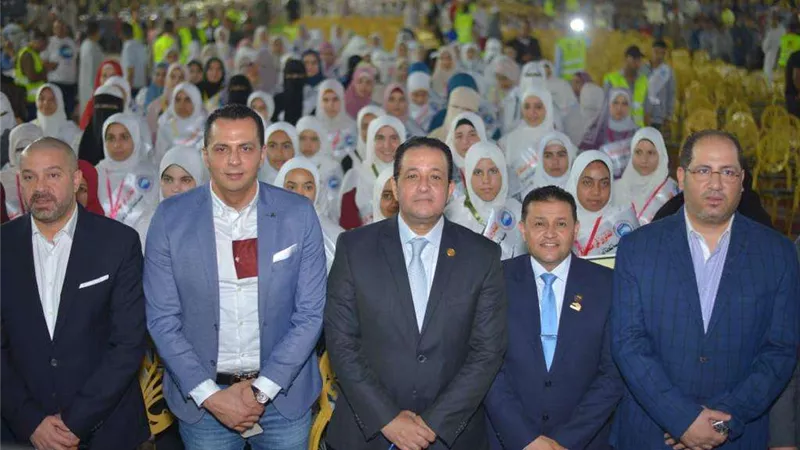 بحضور قيادات الحزب.. مستقبل وطن يمنح 11 رحلة عمرة لأهالى أطفيح من مسابقة أهل القرآن