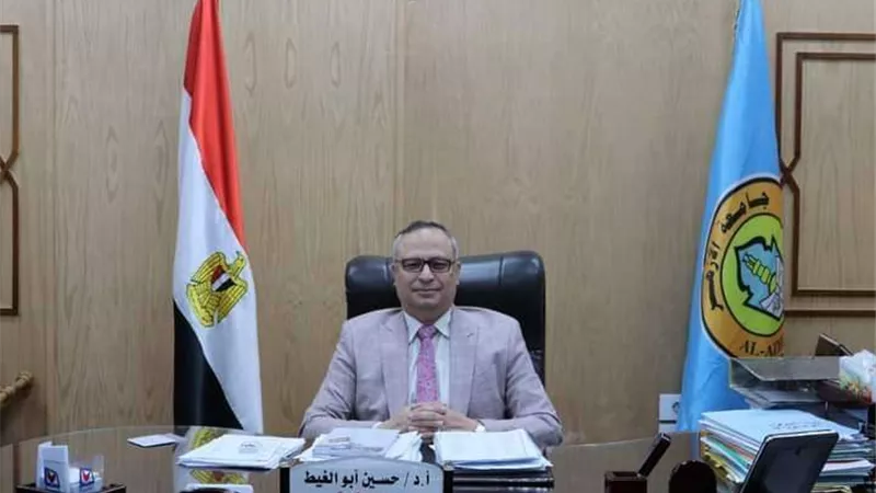 ننشر مواعيد الجنة الطبية والعيادات الخارجية بمستشفى الأزهر