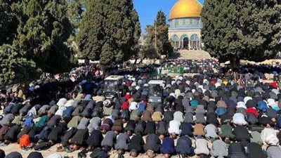 عشرات المستوطنين يقتحمون المسجد الأقصى بحماية شرطة الاحتلال الإسرائيلى