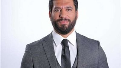الموت يفجع الفنان حسن الرداد