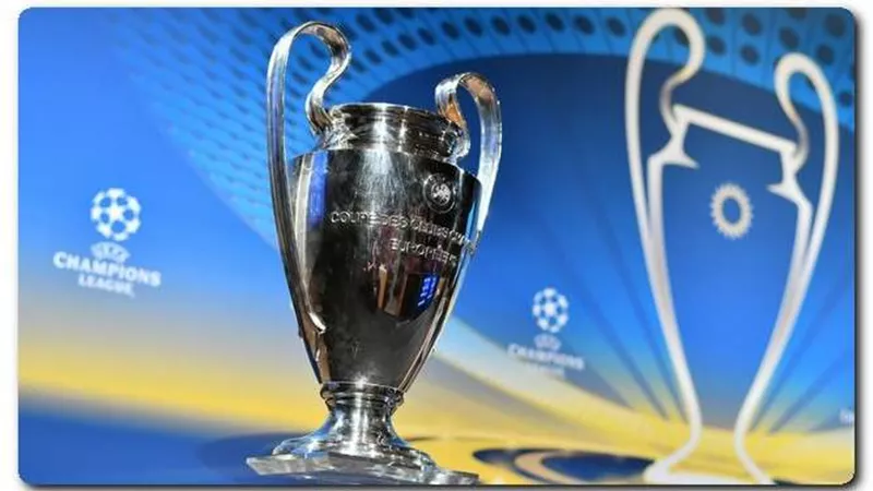 نجم منتخب مصر يتوج بجائزة هداف دوري أبطال أوروبا