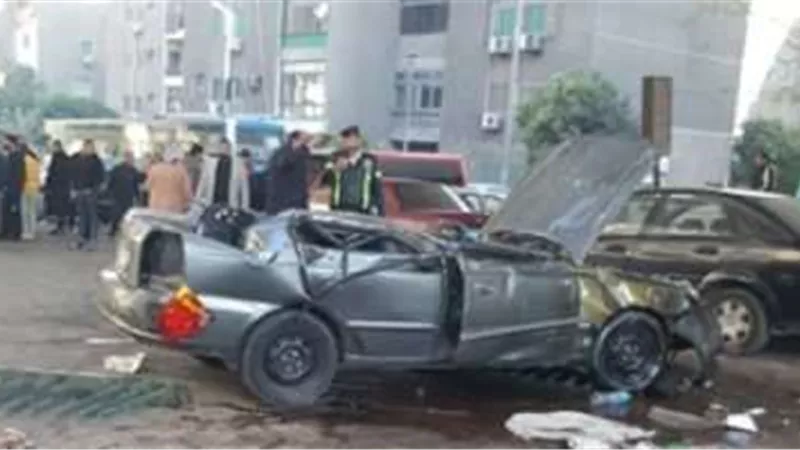 إصابة 6 أشخاص فى حادث تصادم سيارتين بسوهاج