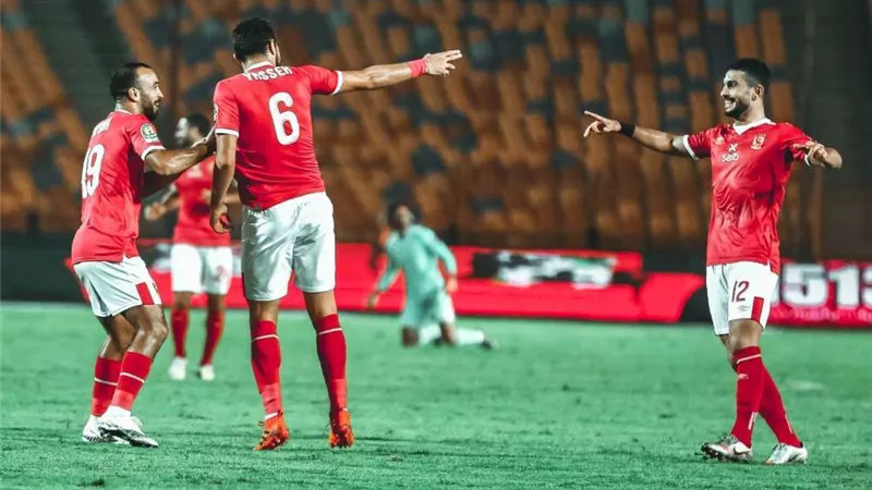 نجم الأهلي على رادار الوحدة الإماراتي.. والزمالك يقترب من ضم نجم آسيا